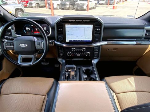 Used 2021 Ford F150 Lariat w/ Trailer Tow Package image 15