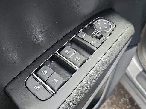 Used 2025 Kia Soul S image 23