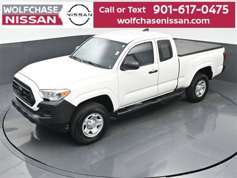 Used 2023 Toyota Tacoma SR image 27