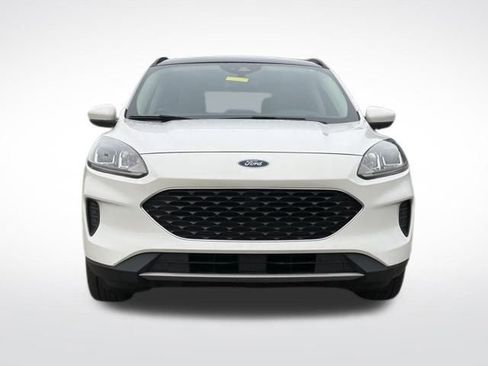 Used 2020 Ford Escape SE image 30