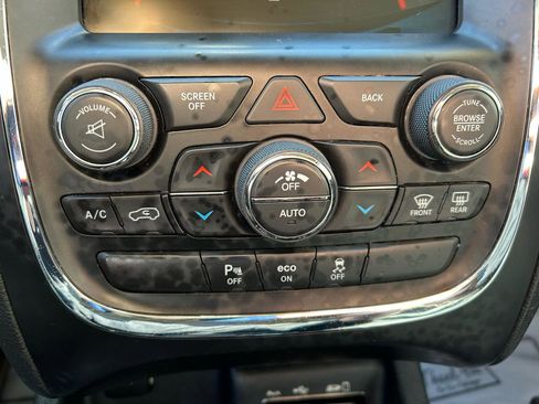 Used 2015 Dodge Durango Limited w/ Nav & Power Liftgate Group image 26