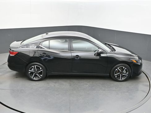 Used 2024 Nissan Sentra SV image 35