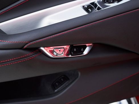 Used 2020 Chevrolet Corvette Stingray Coupe w/ 1LT image 35