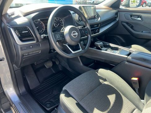 Used 2022 Nissan Rogue SV FWD image 23