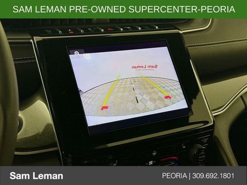 Used 2023 Jeep Grand Cherokee Altitude image 13