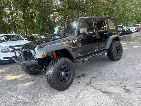 Used 2014 Jeep Wrangler Unlimited Sport w/ Quick Order Package 24S AWD/4WD image 12