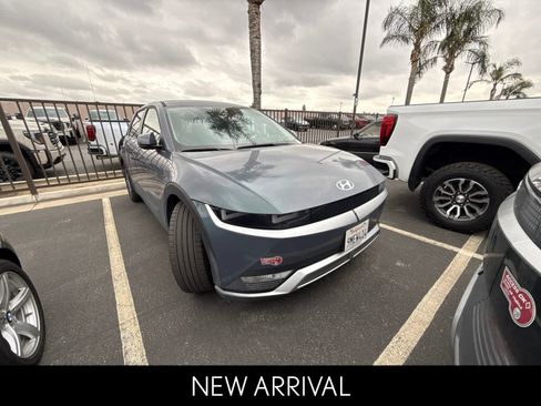 Used 2024 Hyundai Ioniq 5 SEL RWD image 2