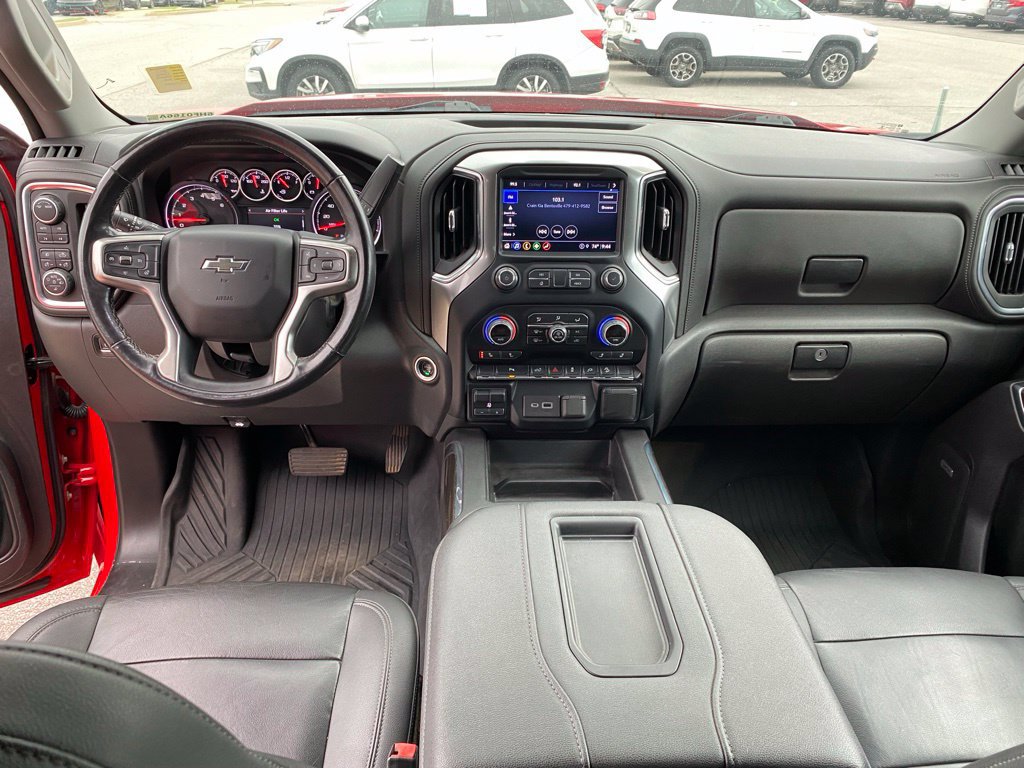 Used 2022 Chevrolet Silverado 1500 LT Trail Boss w/ LT Trail Boss Premium Package AWD/4WD image 28