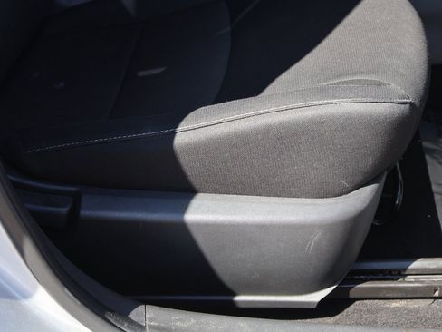 Used 2022 Nissan Sentra SV image 11