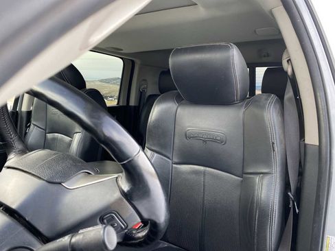 Used 2018 RAM 2500 Laramie w/ Off Road Package image 14