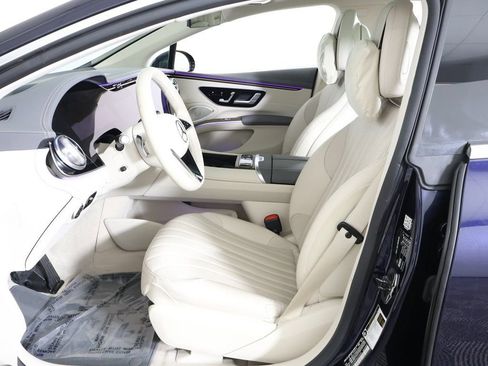 Used 2023 Mercedes-Benz EQS 580 4MATIC Sedan image 35