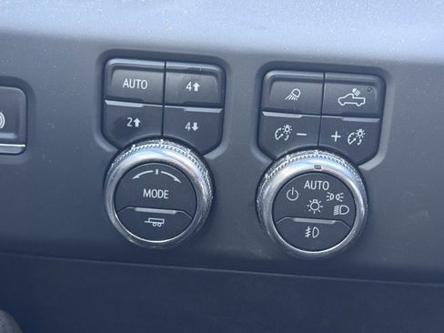 Used 2024 GMC Sierra 2500 AT4 w/ AT4 Premium Plus Package image 25