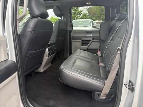 Used 2017 Ford F150 XLT w/ Equipment Group 302A Luxury AWD/4WD image 13