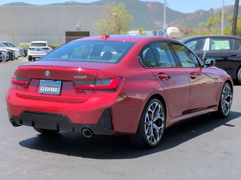 Used 2026 BMW 330i Sedan w/ M Sport Package RWD image 10