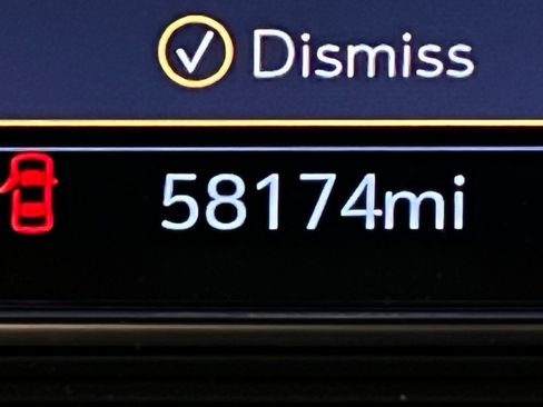 Used 2021 GMC Sierra 1500 AT4 w/ AT4 Premium Package image 10