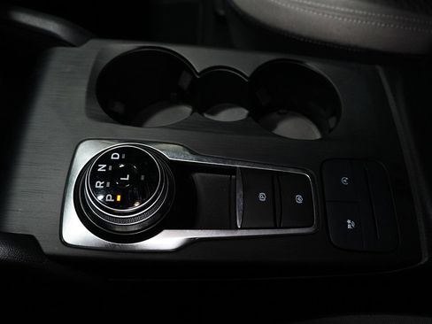 Used 2020 Ford Escape SE image 14