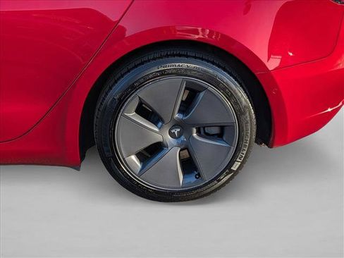 Used 2022 Tesla Model 3 image 21