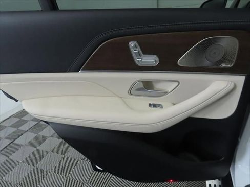 New 2026 Mercedes-Benz GLE 53 AMG 4MATIC image 28
