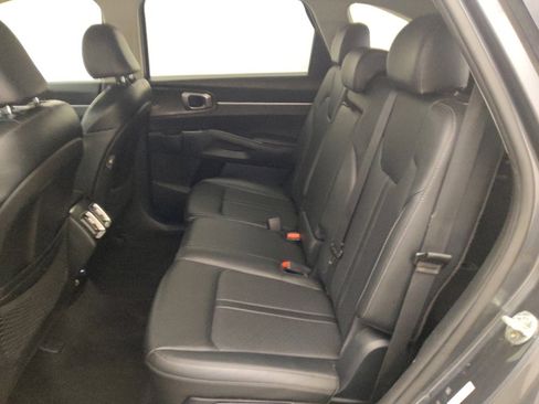 Used 2021 Kia Sorento S FWD image 18