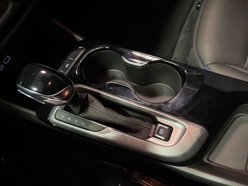 Used 2025 Buick Envista Sport Touring image 43