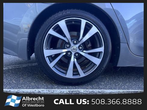 Used 2017 Nissan Maxima 3.5 SL FWD image 34