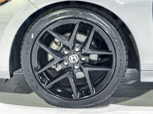 Used 2023 Honda Civic Sport image 11