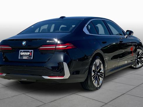 Used 2026 BMW 530i image 12