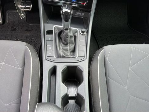 Used 2026 Volkswagen Jetta Sport FWD image 40