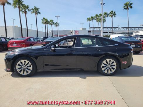 Certified 2023 Toyota Mirai XLE w/ Advanced Technology Package image 7