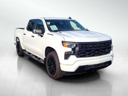 Used 2025 Chevrolet Silverado 1500 Custom w/ Turbomax Blackout Package image 3