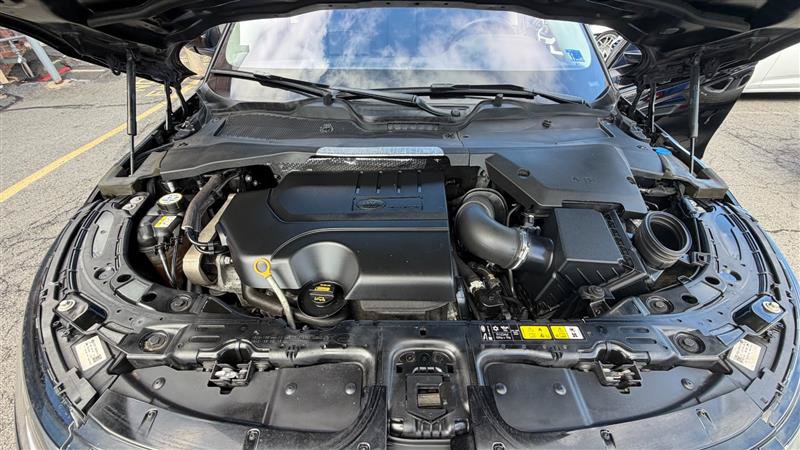 Used 2020 Land Rover Range Rover Evoque S AWD/4WD image 31