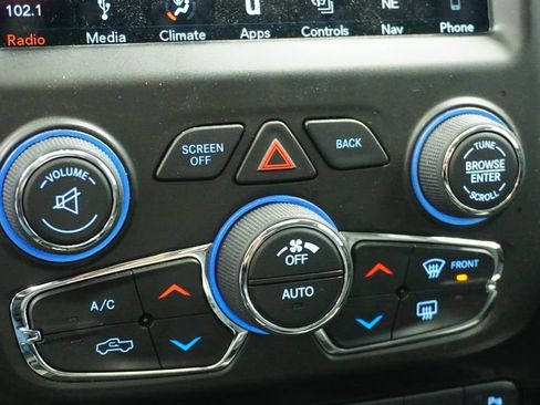 Used 2018 RAM 2500 Laramie w/ Sport Appearance Group image 29