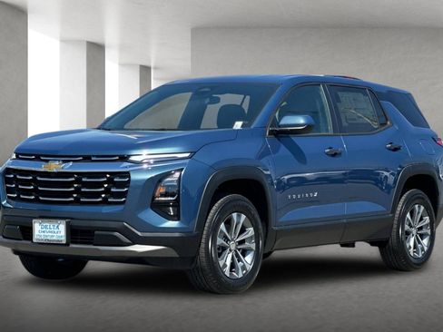New 2026 Chevrolet Equinox LT w/ Convenience Package II FWD image 8