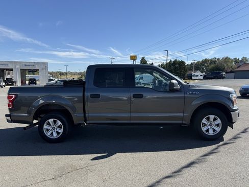 Used 2020 Ford F150 XLT image 2