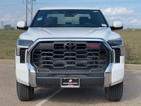Used 2025 Toyota Tundra SR5 image 3