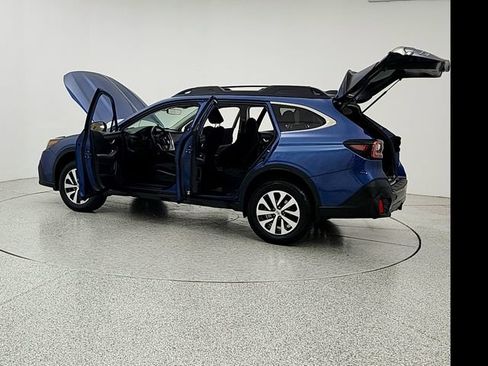 Used 2020 Subaru Outback Premium w/ Popular Package #1 AWD/4WD image 12