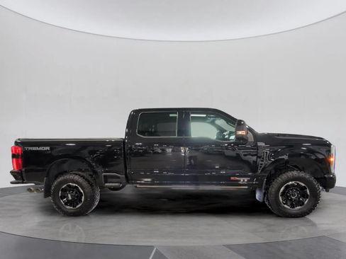 Used 2025 Ford F250 Platinum w/ Tremor Off-Road Package AWD/4WD image 5