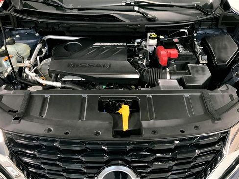 Certified 2023 Nissan Rogue SV image 9