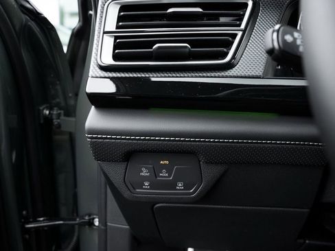 New 2026 Volkswagen Atlas Cross Sport SEL Premium R-Line image 23