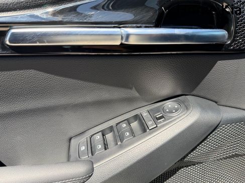 New 2026 Kia Seltos S AWD/4WD image 16