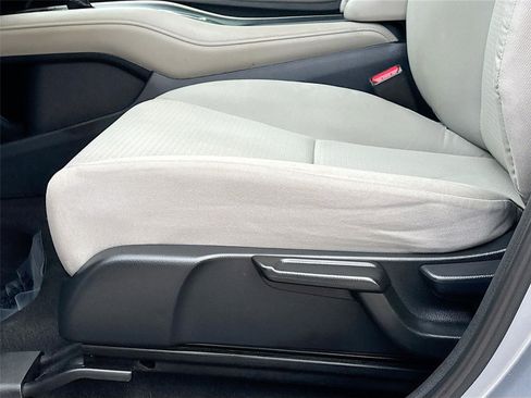 Used 2019 Honda HR-V LX image 19