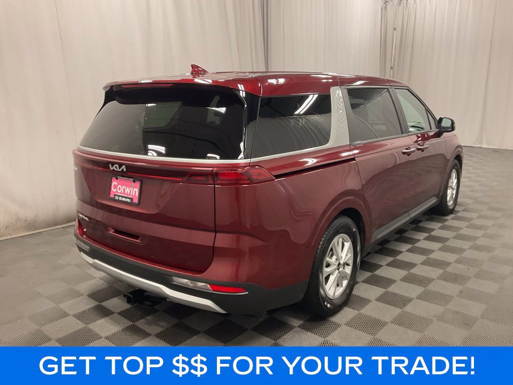 Used 2023 Kia Carnival LX FWD image 3