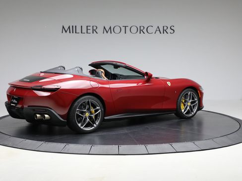Certified 2024 Ferrari Roma Spider image 9