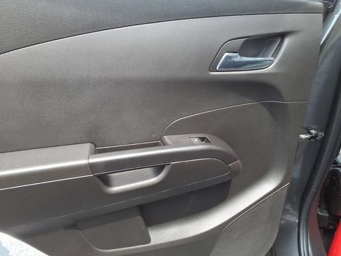 Used 2019 Chevrolet Sonic Premier FWD image 10