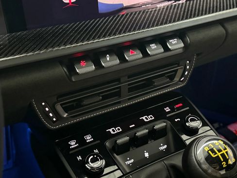 Used 2023 Porsche 911 GT3 image 25