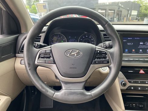 Used 2018 Hyundai Elantra Value Edition FWD image 20
