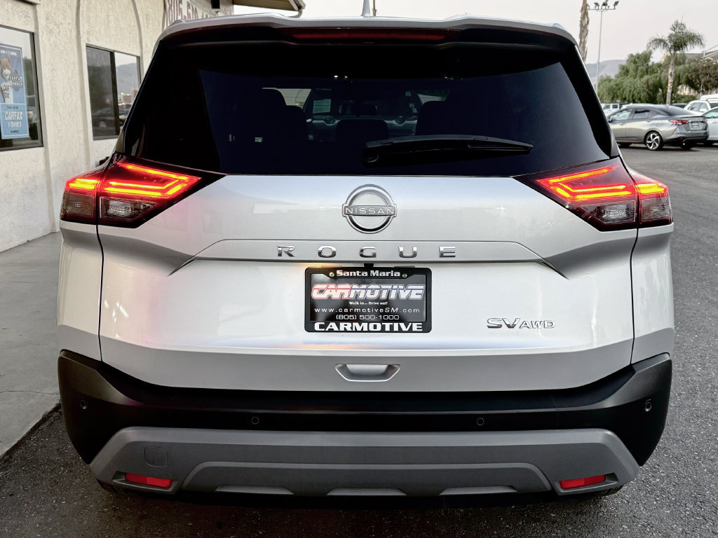 Used 2023 Nissan Rogue SV AWD/4WD image 5