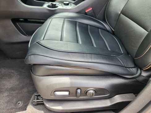 Used 2024 GMC Terrain AT4 w/ Infotainment Package II AWD/4WD image 22