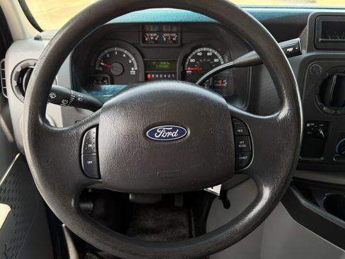 Used 2019 Ford E-350 and Econoline 350 Super Duty w/ Power Windows & Locks Group RWD image 14