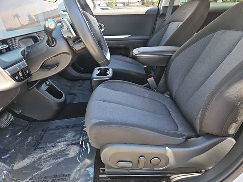 Used 2024 Hyundai Ioniq 5 SEL image 16